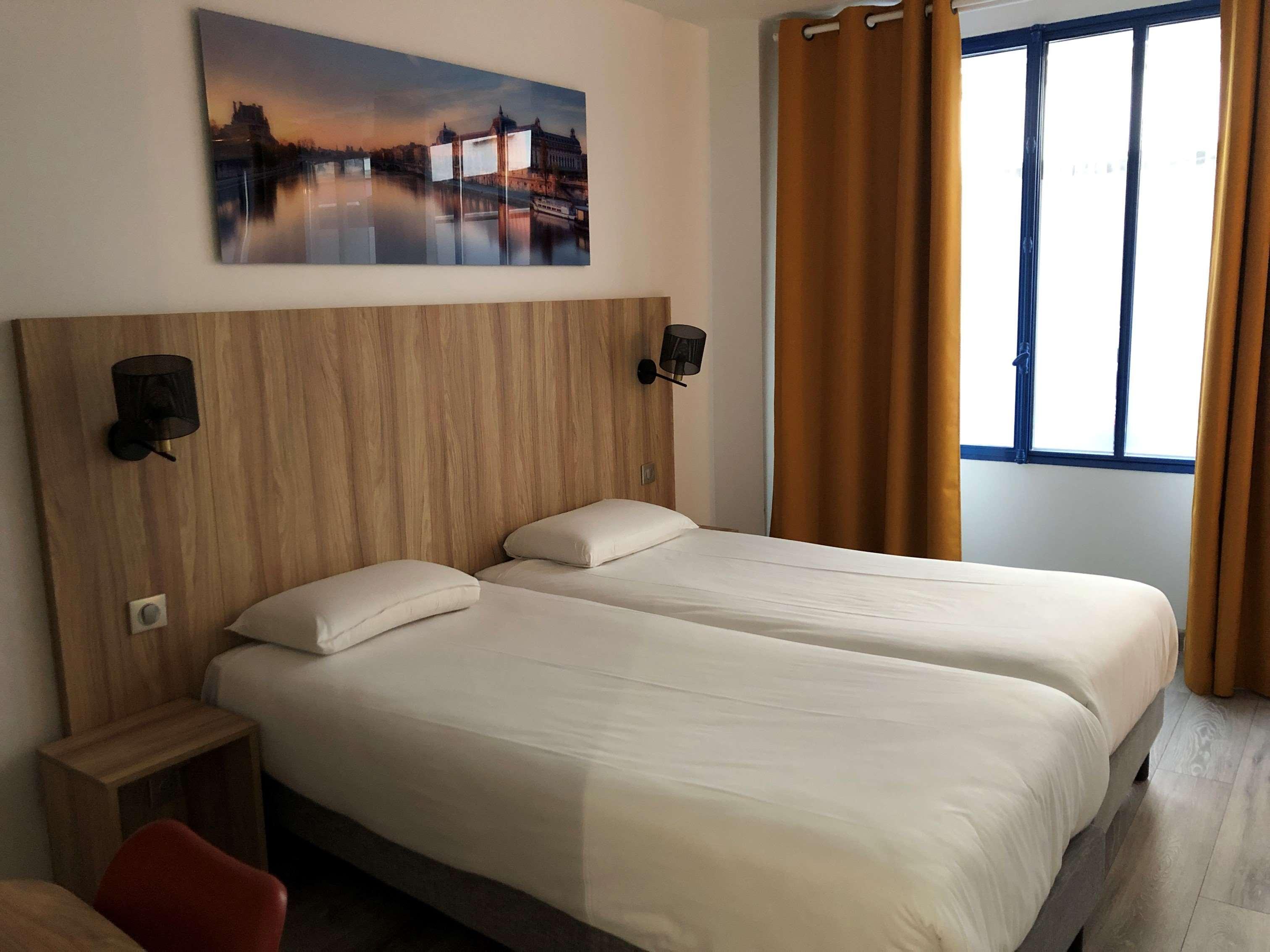 โอเตล กีริอาด กานาล แซ็ง มาร์แต็ง เรพิวบลิก Hotel ปารีส ภายนอก รูปภาพ