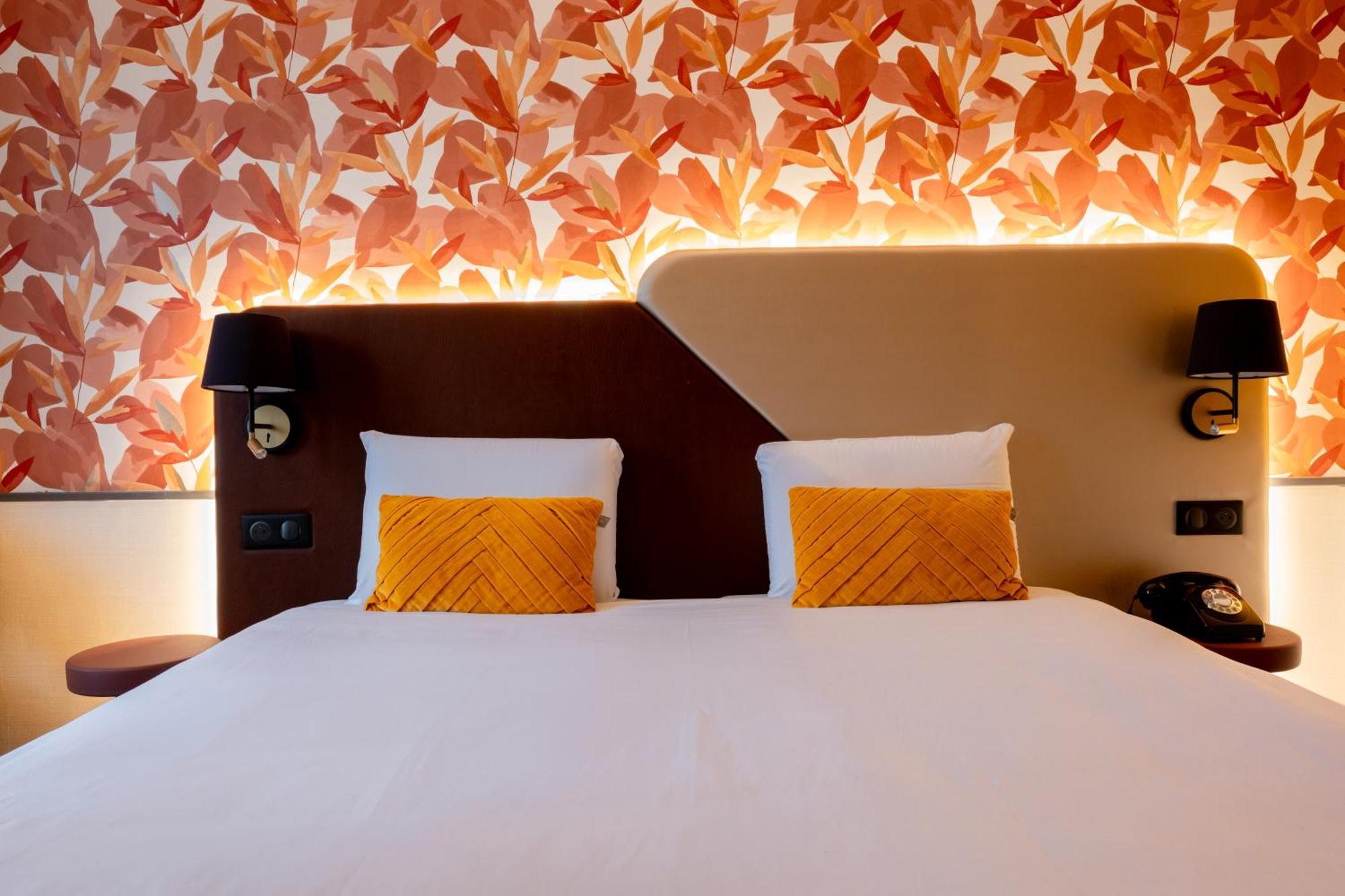 โอเตล กีริอาด กานาล แซ็ง มาร์แต็ง เรพิวบลิก Hotel ปารีส ภายนอก รูปภาพ