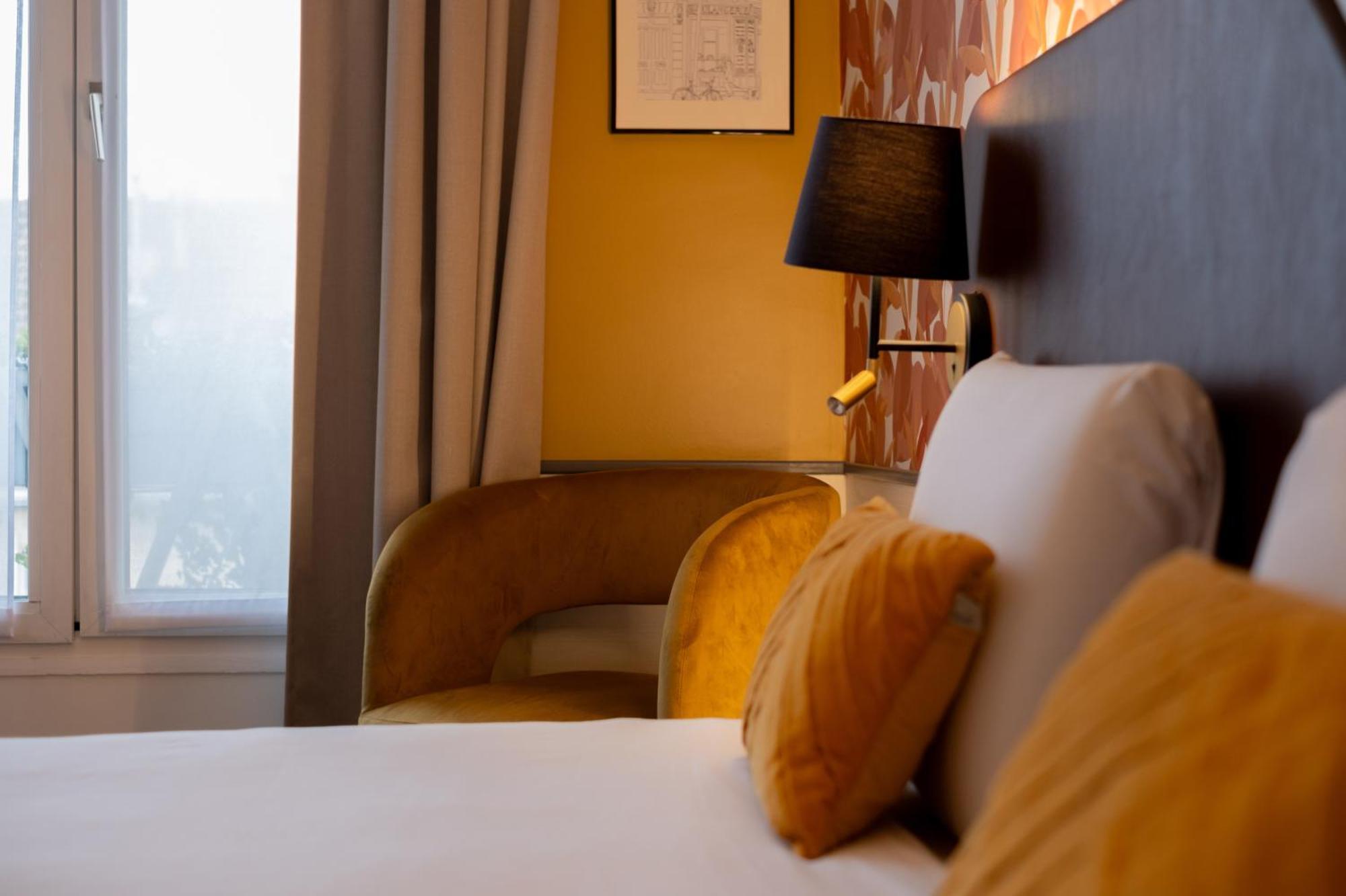 โอเตล กีริอาด กานาล แซ็ง มาร์แต็ง เรพิวบลิก Hotel ปารีส ภายนอก รูปภาพ